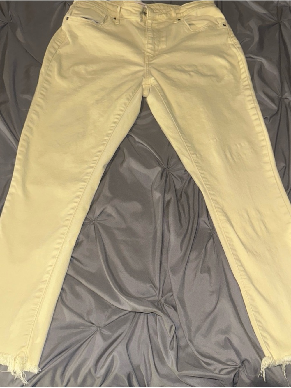 Levi's Pale Yellow Jeans